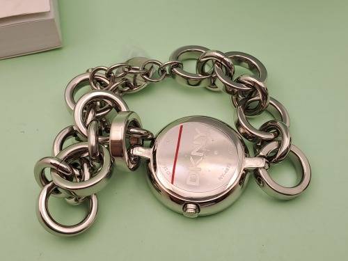 Unused-DKNY Ladies Quartz Analogue Watch NY-4873 With Stainless Steel Band -Donna Karan New York