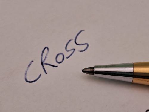 Pre-owned - Cross 1/20 14kt Rolled Gold Pen Made in Ireland -Ink still ok  -In Case -FNB Branded