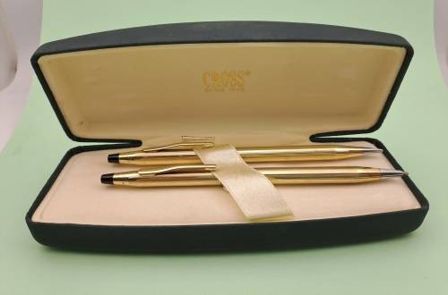 Pre-owned - Cross 1/20 10kt Rolled Gold Pen and Pencil set Made in Ireland -Ink still ok  -In Case