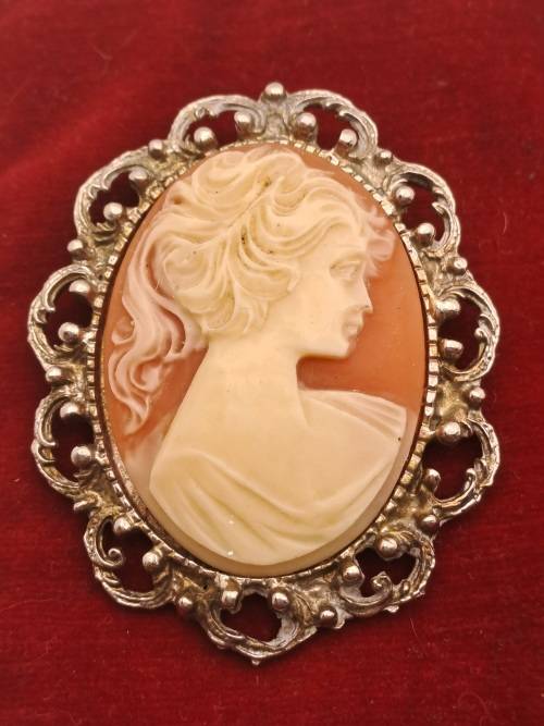 Vintage Cameo brooch 45x55mm