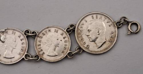 Vintage South Africa  SILVER Coin Bracelet (1952-1954 - 6 x Tickey`s and 3 x Six pence)20,84 Gram