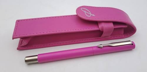 Pink Parker Vector Fountain Pen in Leather Pouch -Unused - need ink Cartridge