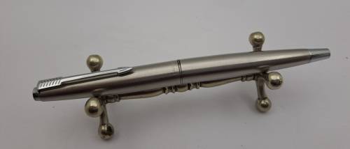 Pre-owned Parker Fountain Pen made in England (Ink Tested)