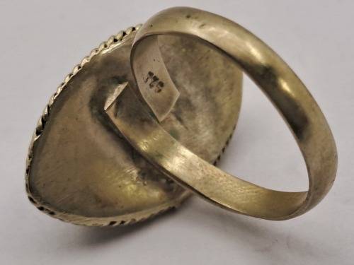 Pre-owned Vintage  sterling Silver (.925)Ring with blue stone