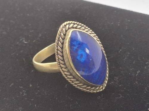 Pre-owned Vintage  sterling Silver (.925)Ring with blue stone