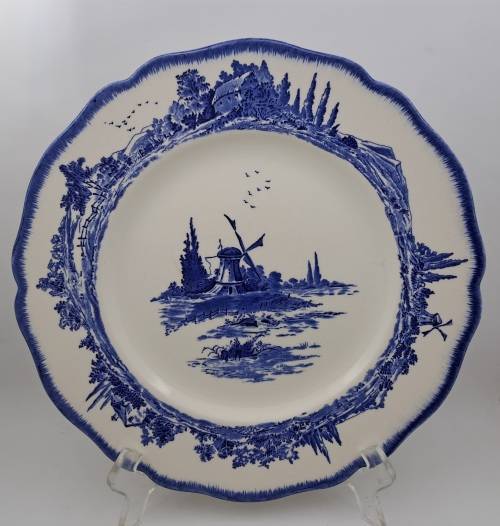 1930's Royal Doulton Norfolk D6394 Blue & White Plate 265mm (HAIRLINE CRACK)