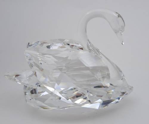 Swarovski Crystal Swan 7633 NR 050 000 (Boxed ) 43x58mm-made in Austria
