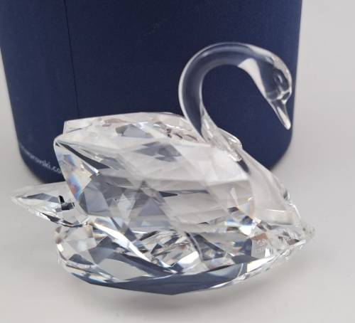 Swarovski Crystal Swan 7633 NR 050 000 (Boxed ) 43x58mm-made in Austria