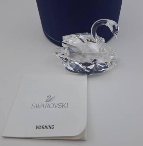 Swarovski Crystal Swan 7633 NR 050 000 (Boxed ) 43x58mm-made in Austria