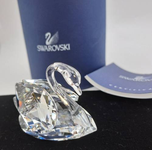 Swarovski Crystal Swan 7633 NR 050 000 (Boxed with certificate ) 40x60x32mm-made in Austria