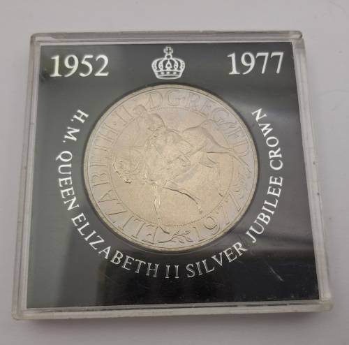 1952-1977 H.M Queen Elizabeth II Silver Jubilee Proof crown in perspex holder