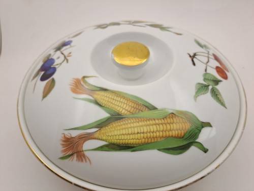 Vintage Royal Worcester Evesham Porcelain Gold Handle Casserole  Dish with lid shape 22 size 3(used)