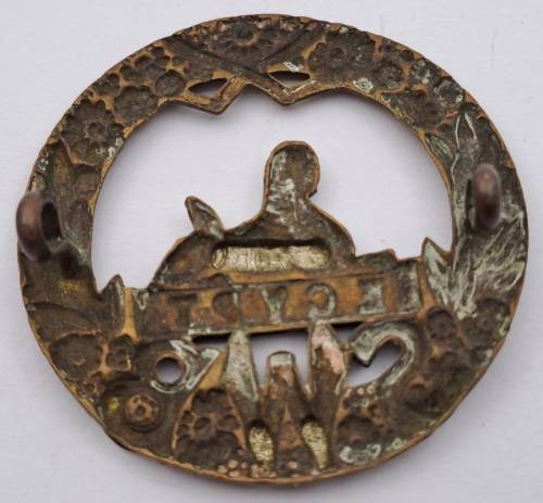 Original WW1 South Wales Borderers SWB Regiment Cap Badge 42x43mm