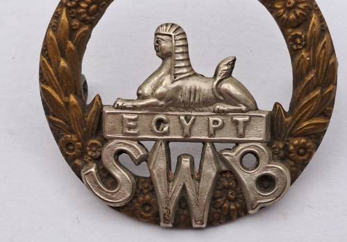 Original WW1 South Wales Borderers SWB Regiment Cap Badge 42x43mm