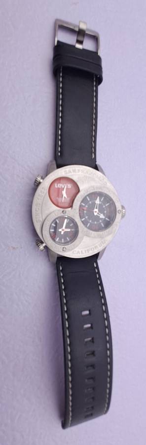Large Face- Levi`s California watch -Japan movements working with 3 new batteries -Unused
