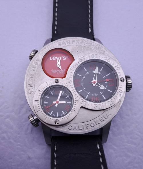 Large Face- Levi`s California watch -Japan movements working with 3 new batteries -Unused