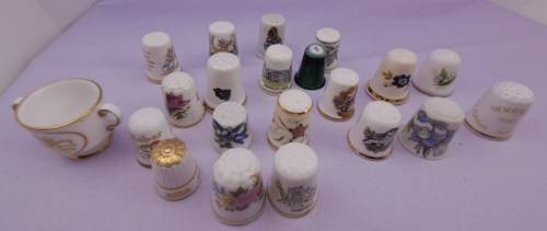 Lot of 22 Items - 21 Vintage Thimbles -plus 1 Miniature Cup (Doulton, spode etc. )