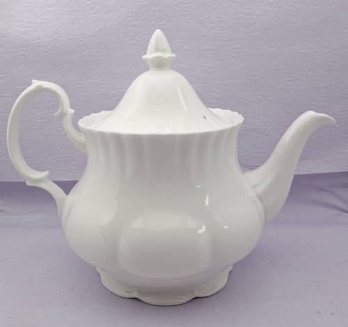 Royal Albert REVERIE Teapot Bone China England (tiny nick on spout)
