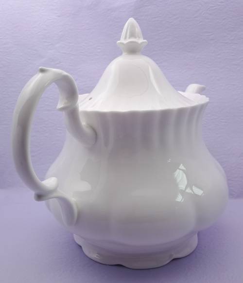 Royal Albert REVERIE Teapot Bone China England (tiny nick on spout)