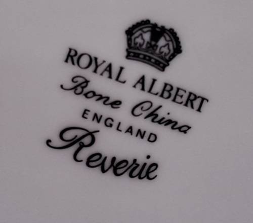 Royal Albert REVERIE Teapot Bone China England (tiny nick on spout)