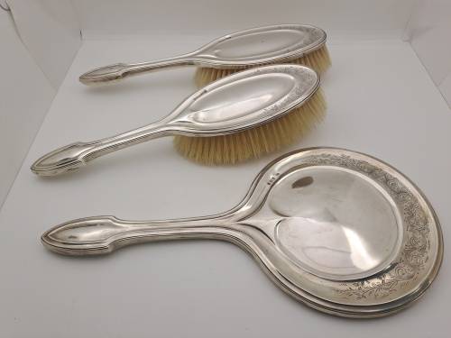 4 pc 1910 Hallmarked Sterling .925 Silver Vanity set by Samuel M.Levi-Berlingham