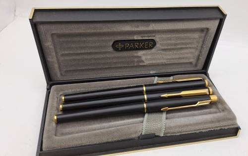 Pre-owned 3 Vintage Black and Gold Parkers Fountain Pen, 2 x Rollerballs Branded in Case