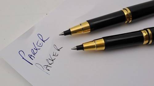 Pre-owned 3 Vintage Black and Gold Parkers Fountain Pen, 2 x Rollerballs Branded in Case