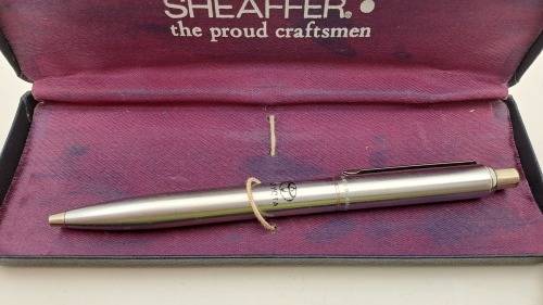 Pre-Owned Sheaffer Fountain Pen and Ball Point Pen (Branded) in Case