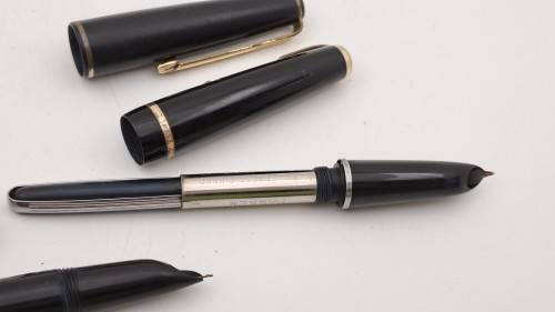 2 Vintage Lady Parker Duofold Fountain Pens (one has no converter)