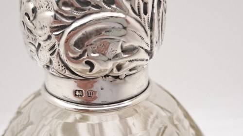 Antique Cut Glass & Sterling Silver Scent Bottle -115mmx75mm (Hall Marked) England