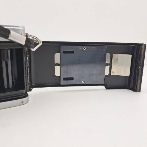 Collectable Vintage 1967-1984 Olympus Trip 35 -35mm compact Camera-with a used film inside