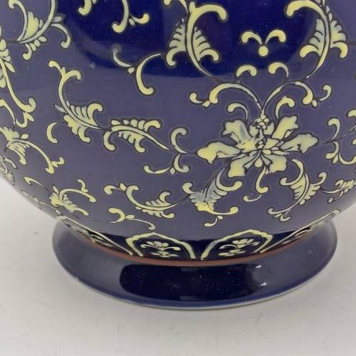 Antique Chinese Vase 265mm x 145mm QIANLONG SIX-CHARACTER SEAL MARK