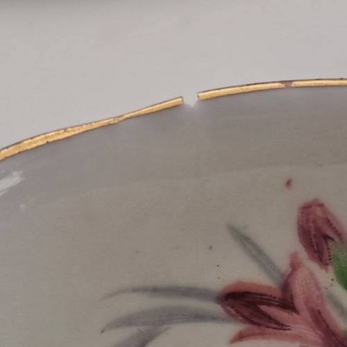 1950`s Royal Standard Garden Glory Demitasse 5 Cups ,6 Saucers (1 Cup chipped and 1 hairline Crack)