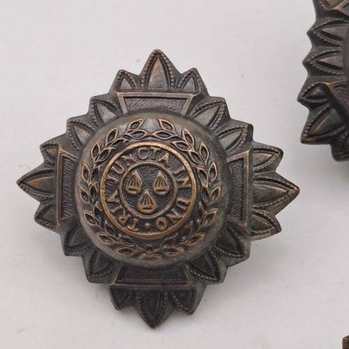 7 x WW1 /WW2 British  Officer`s Epaulets /Badges