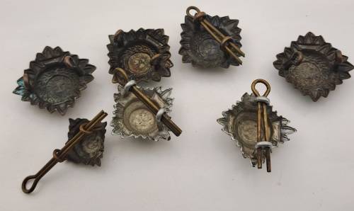 7 x WW1 /WW2 British  Officer`s Epaulets /Badges