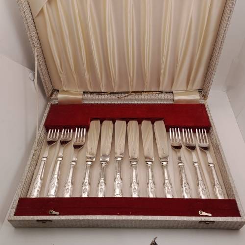 12 Pc Vintage E.P.N.S (Silver Plated) Fish Cutlery set in Box (Box not in Good shape )