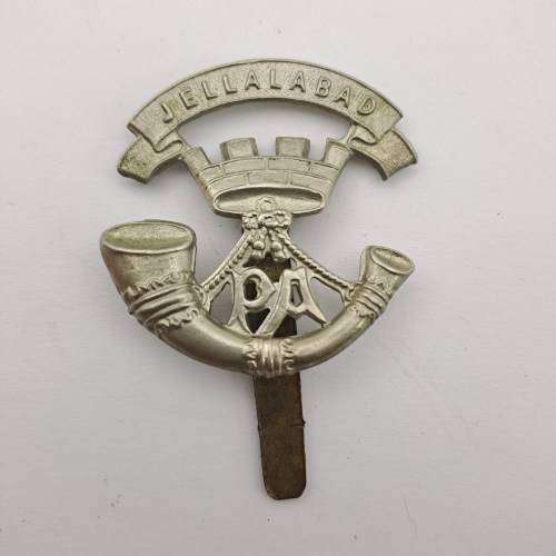 Vintage British  Somerset Light Infantry  Cap badge 40x40mm