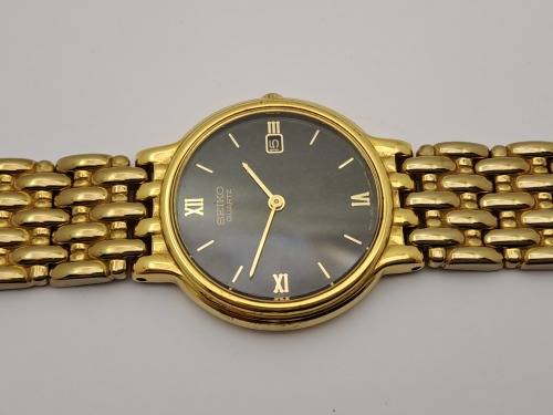 Pre-owned Seiko Quartz watch Japan Movement 7N29 Fo50-Co1-in Case-Working