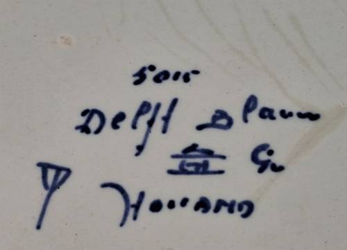 Antique 1920`s Victorian Delft Blauw Trinket Box -Holland-(2 CHIPS)