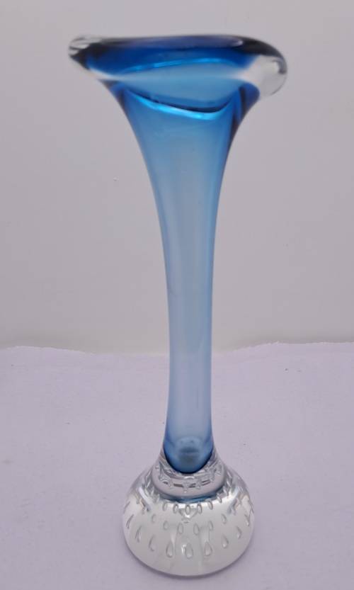 Beautiful Vintage blue Murano Vase 21cm x 7,3cm
