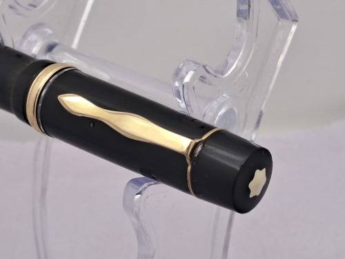 1950`s Mont Blanc 1810 Fountain Pen with 14Kt Gold Nib -Piston Filling system -Not Serviced