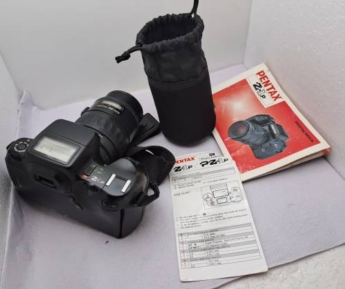 Pre-Owned Vintage Pentax Z-1P Panorama SLR 35mm Film Camera with SMC Pentax-FA 1:4-5.6 28-105 Lens.