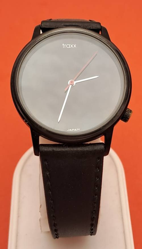 Pre-Owned Traxx Fashion Quartz watch made in Japan -as New -Working