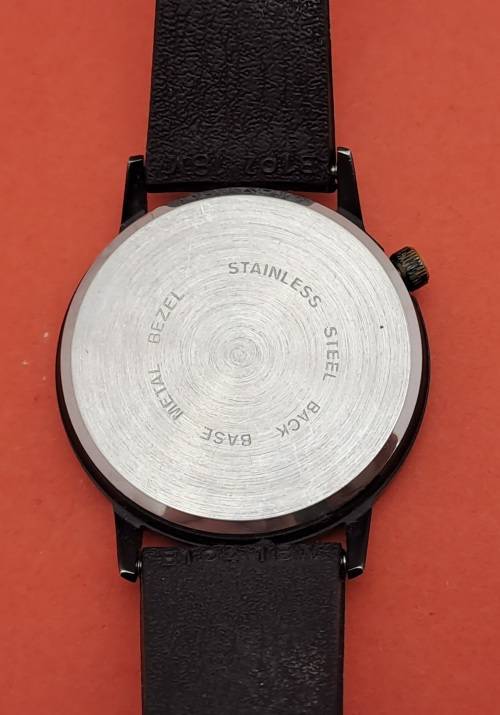 Pre-Owned Traxx Fashion Quartz watch made in Japan -as New -Working