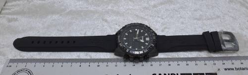 Big Face Mens watch with rubber band -working -Unused (see description)