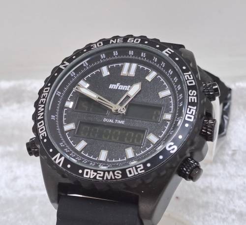 Big Face Mens watch with rubber band -working -Unused (see description)