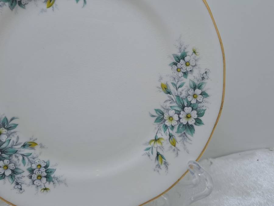 Vintage Queen Anne Bone China Side Plate Pattern 8654. (3 Available)