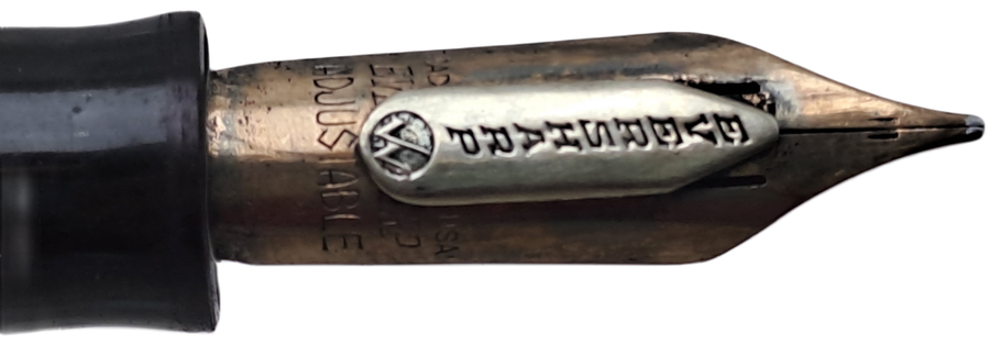 Vintage Wahl EVERSHARP Fountain Pen -Lever Fill- Made in The USA - will need restoration.