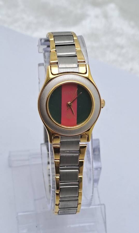 Vintage Ladie`s Gucci 2035 Quartz  Watch -Singapore Movement -Working