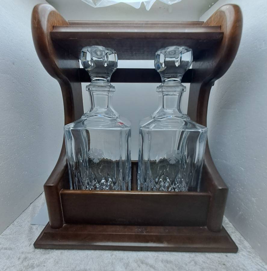 Vintage 2 decanter Tantalus with Oak Frame -with Key